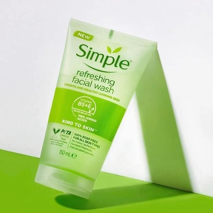 Simple Refreshing facial Wash 150ml